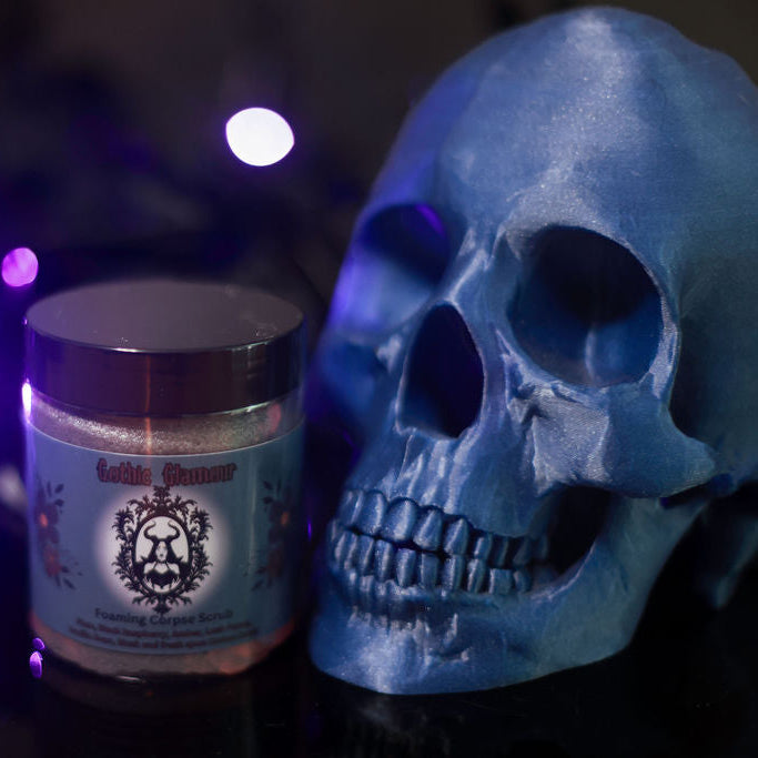 Gothic Glamour-Foaming Corpse Scrub