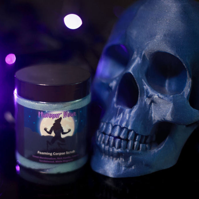 Midnight Howl-Foaming Corpse Scrub