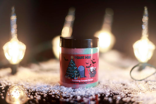 Haunt Mas-Foaming Corpse Scrub-Winter Collection
