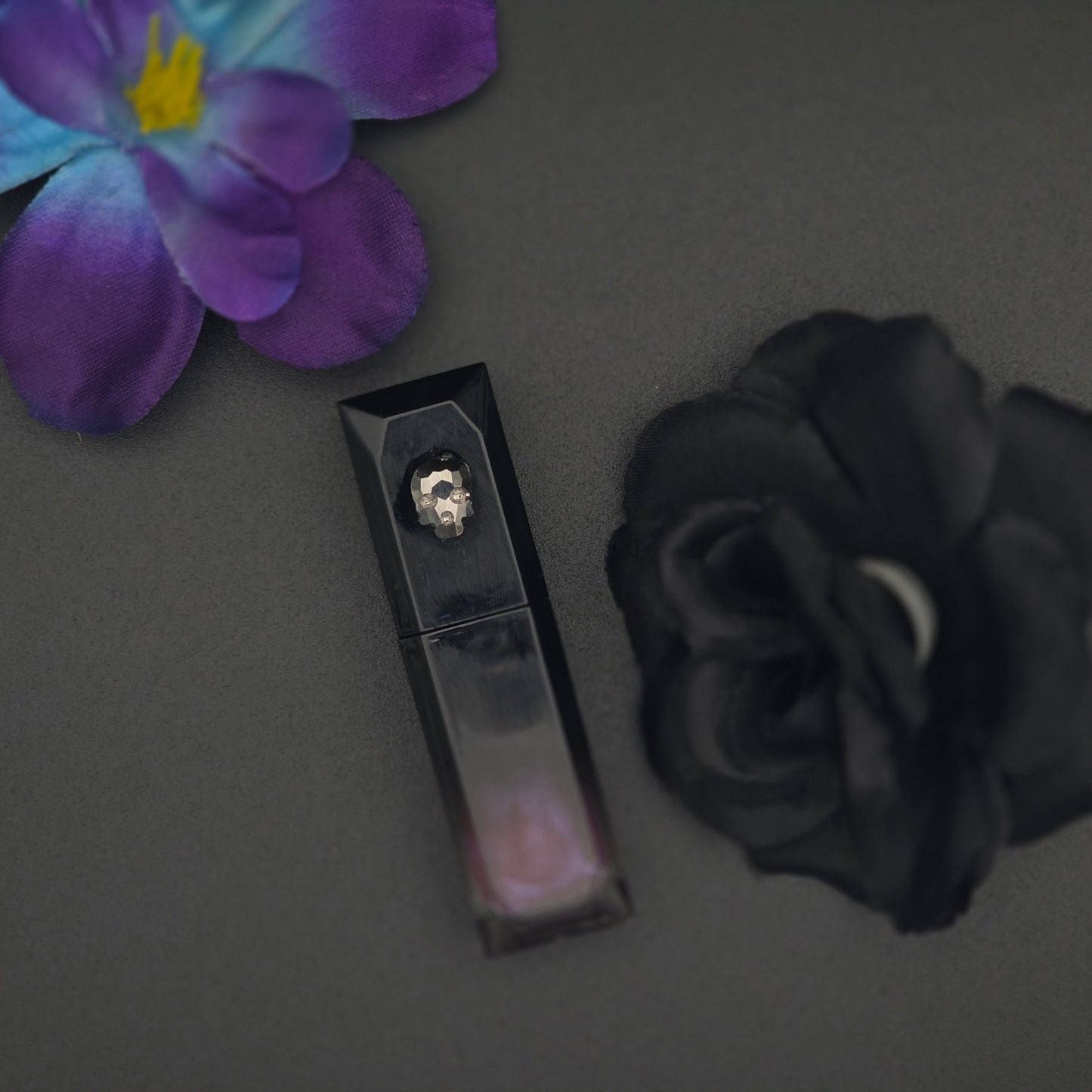 Gothica-Corpse Gloss